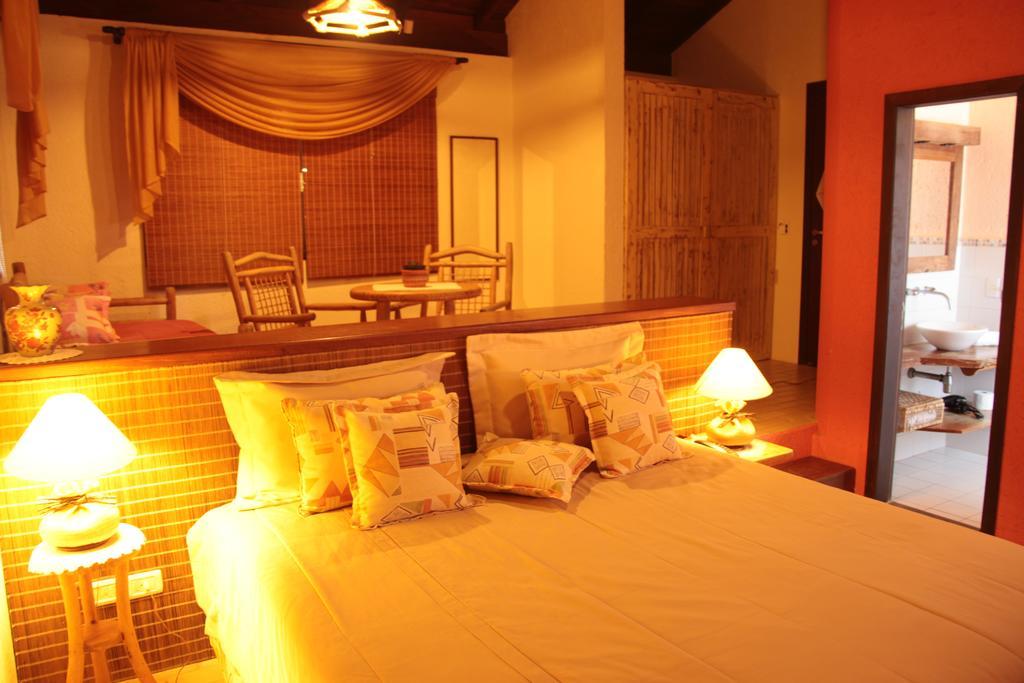 Bangalore Suites Garopaba Extérieur photo