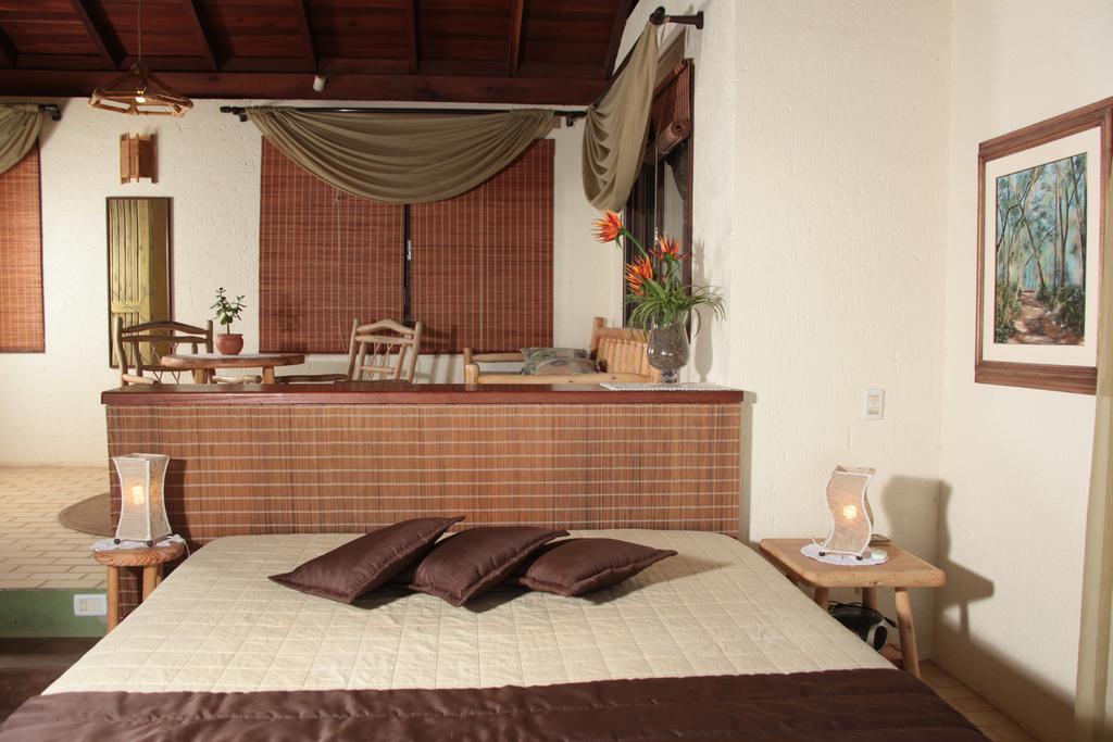 Bangalore Suites Garopaba Chambre photo